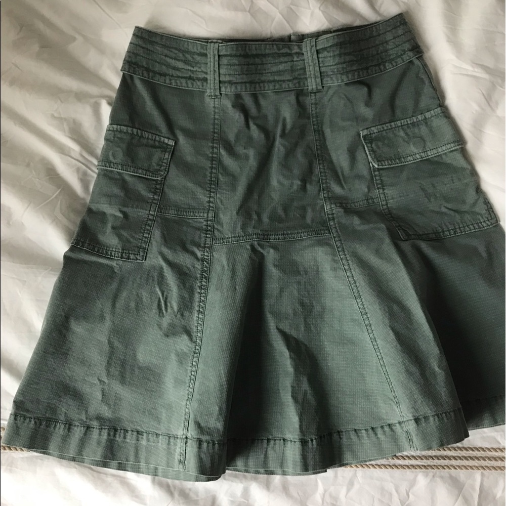 Anthropologie seamed utility skirt size 0